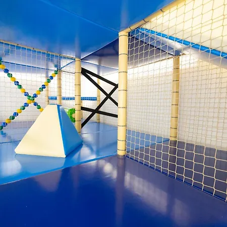 Port Premium Z Fitness&spa&restaurant * 科沃布热格