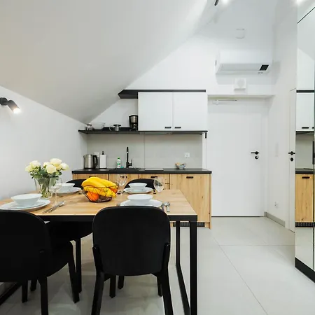 Port Premium Z Fitness&spa&restaurant Apartamento *